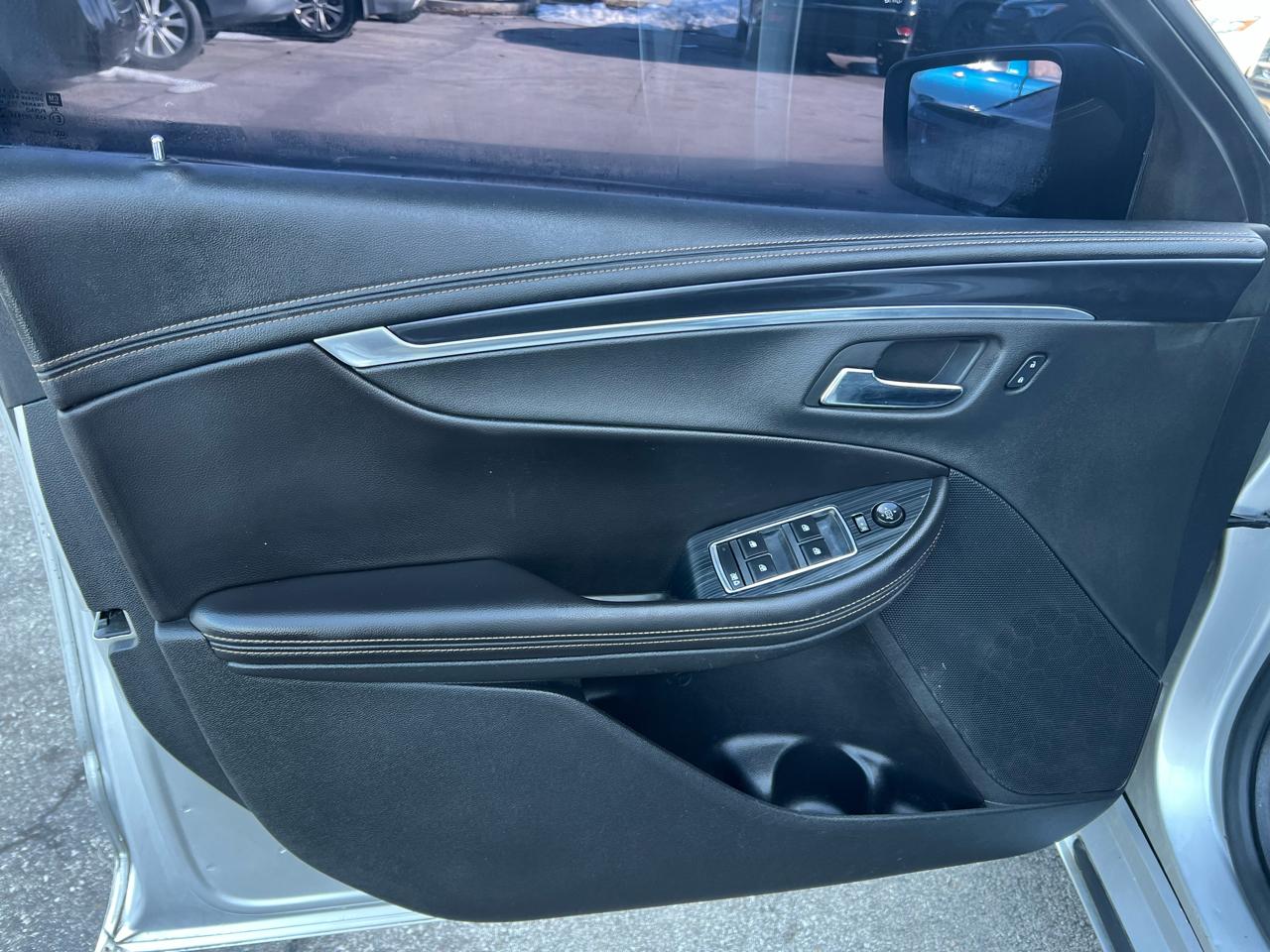 Chevrolet Impala 4dr Sdn LT w/1LT 2016