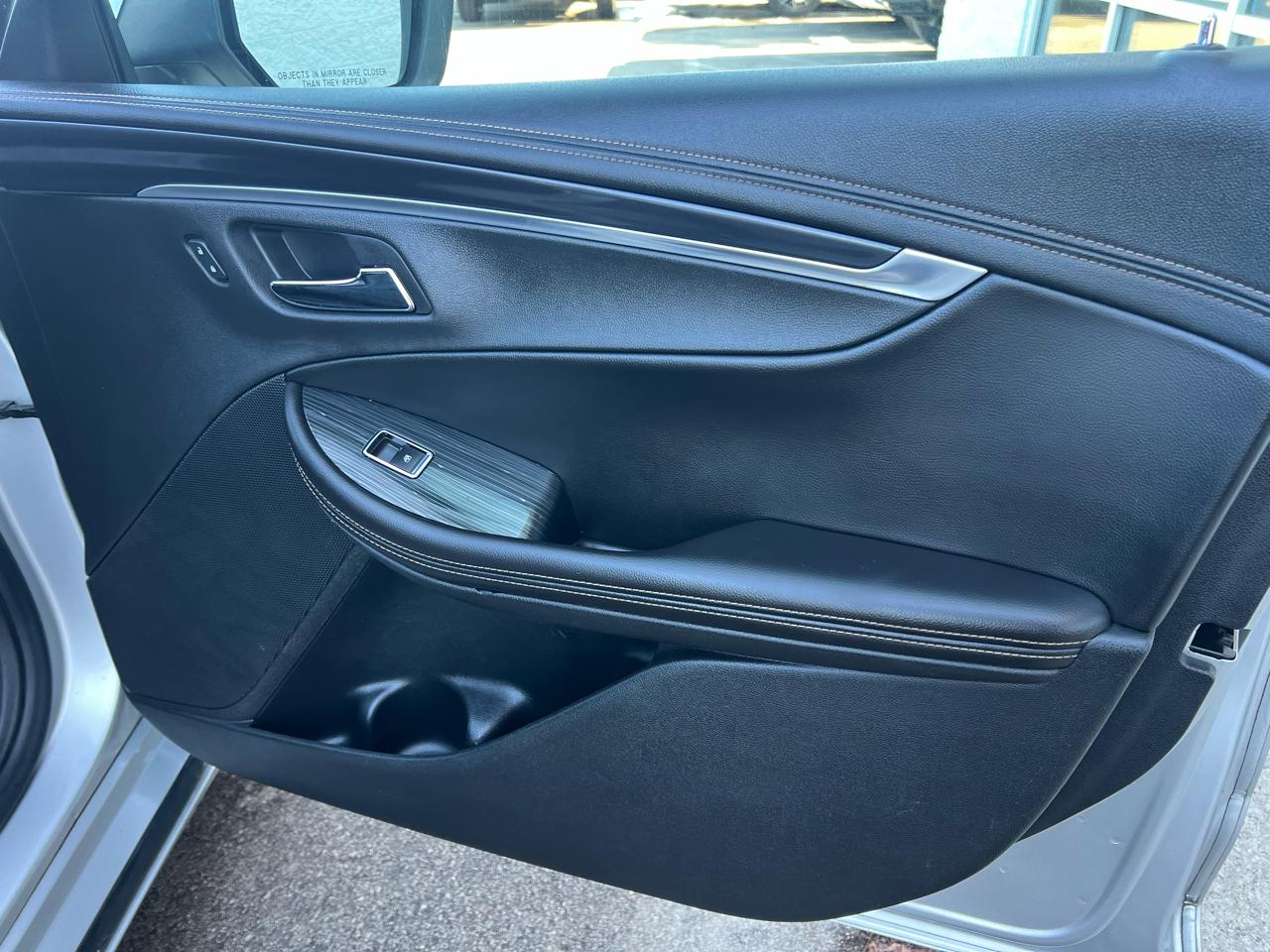 Chevrolet Impala 4dr Sdn LT w/1LT 2016