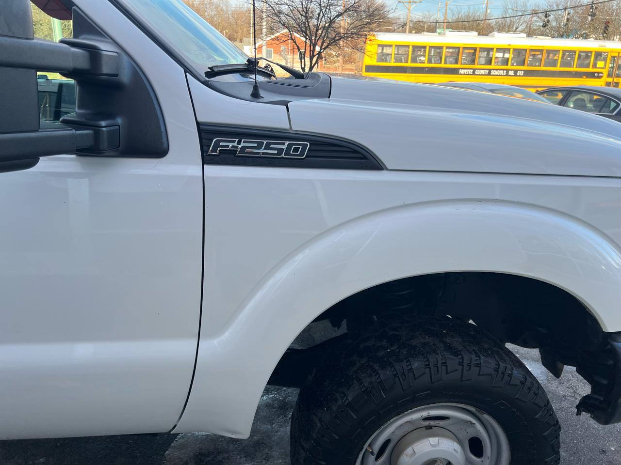 Ford Super Duty F-250 SRW 4WD SuperCab 142" Lariat 2014