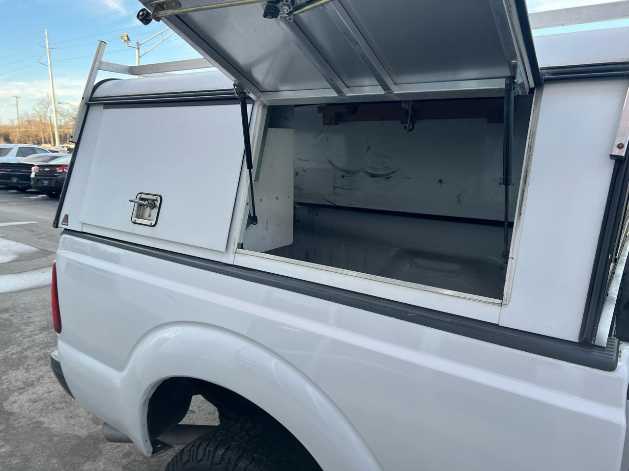 Ford Super Duty F-250 SRW 4WD SuperCab 142" Lariat 2014