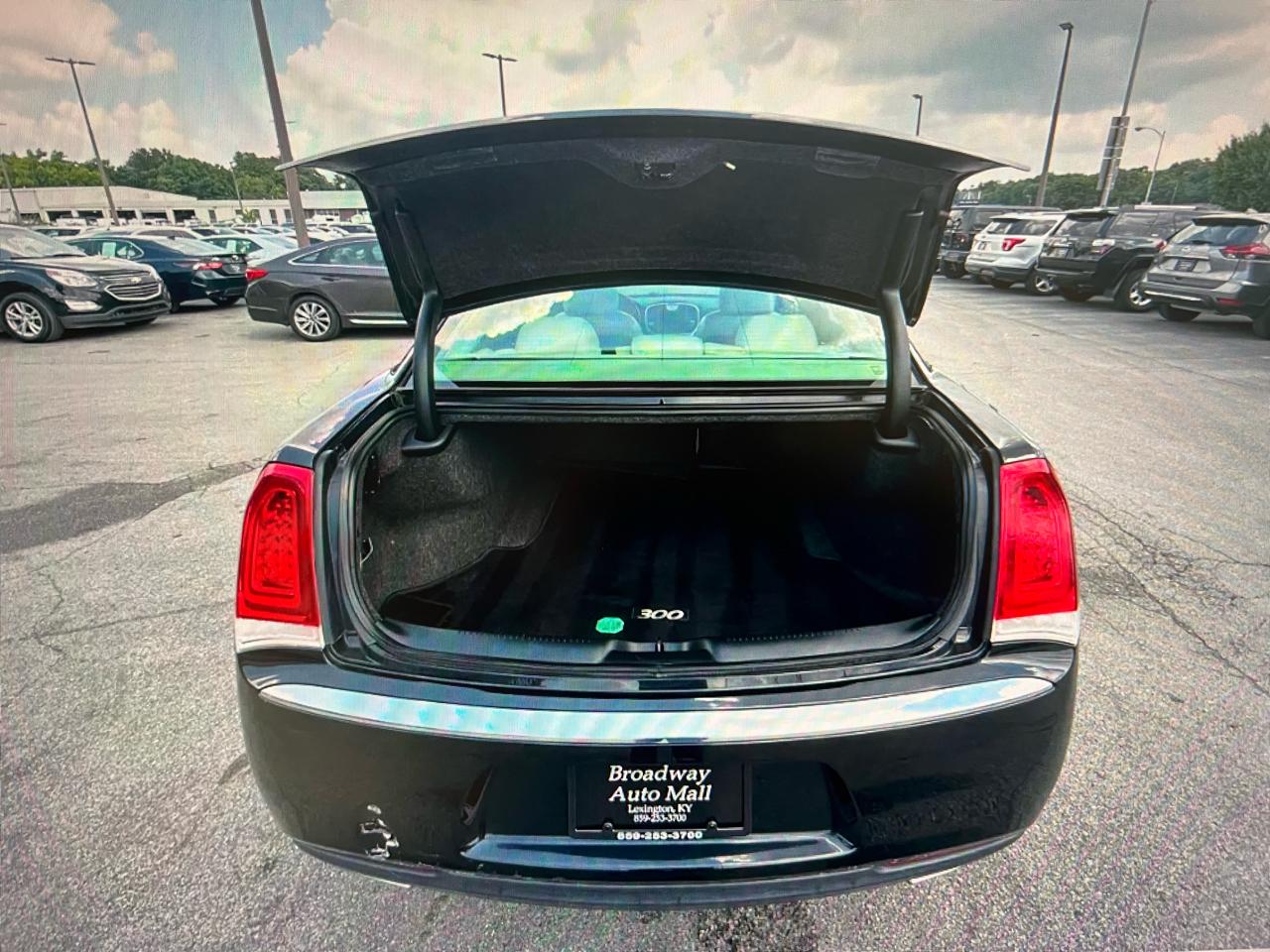 Chrysler 300 300C AWD 2016