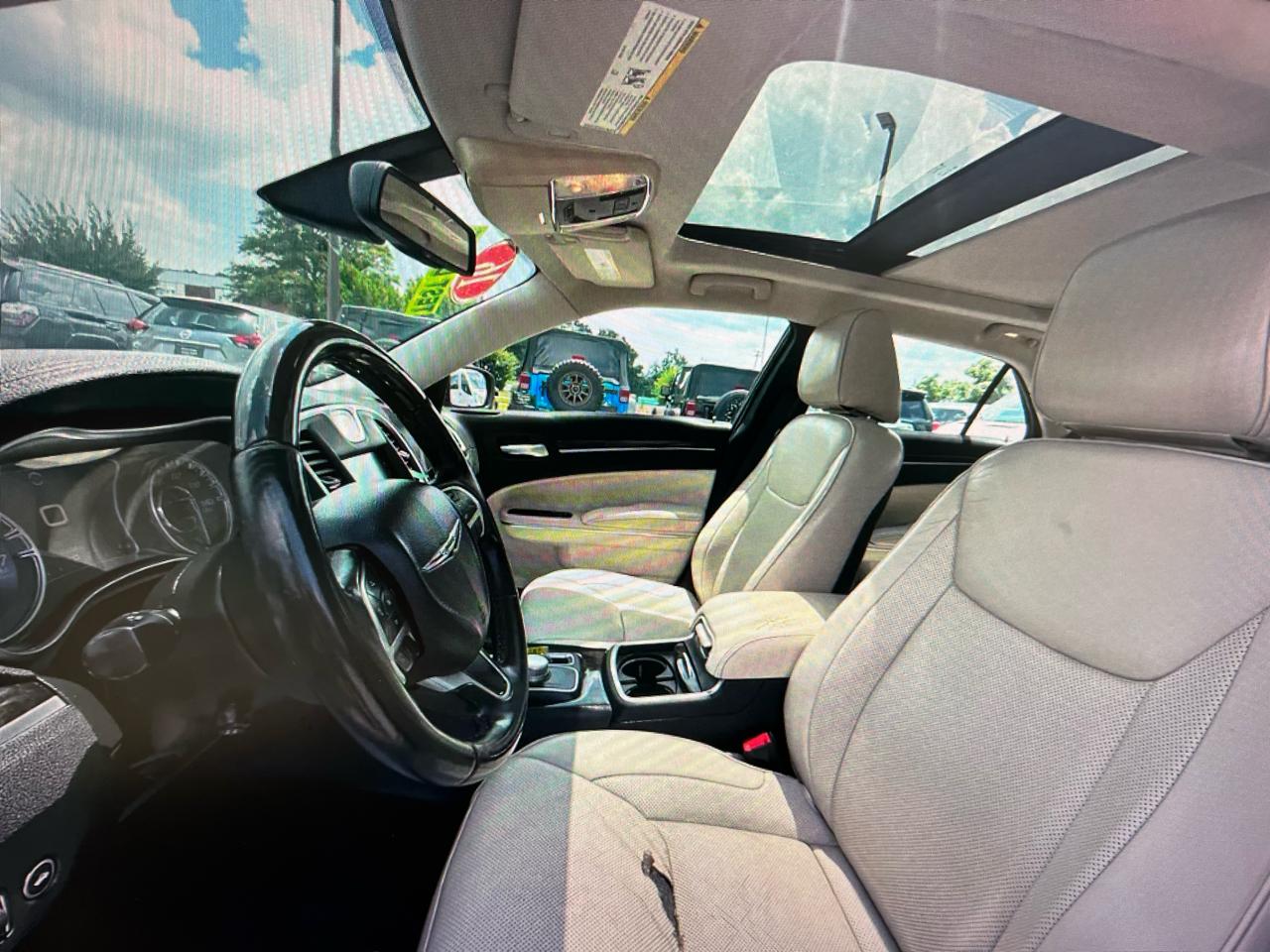 Chrysler 300 300C AWD 2016