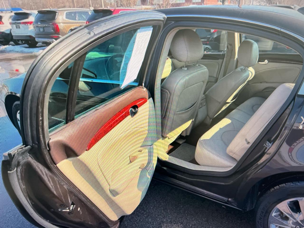 Buick Lucerne 4dr Sdn CXL Special Edition 2009