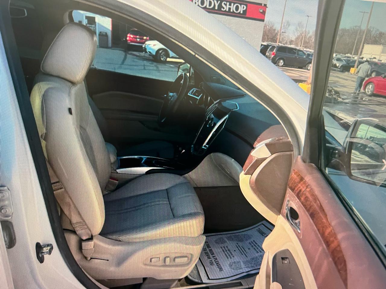 Cadillac SRX AWD 4dr Performance Collection 2012