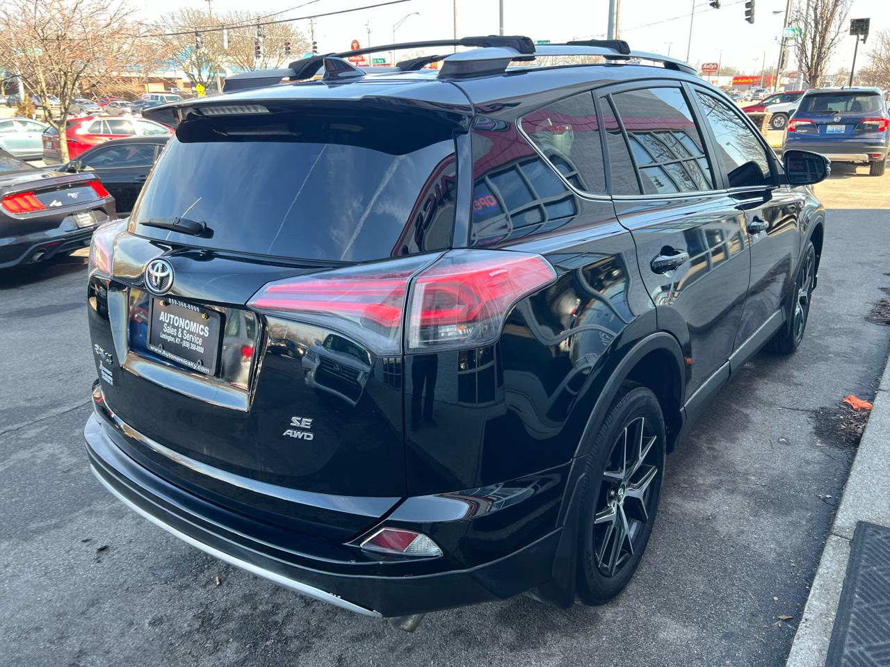 Toyota RAV4 AWD 4dr SE (Natl) 2016