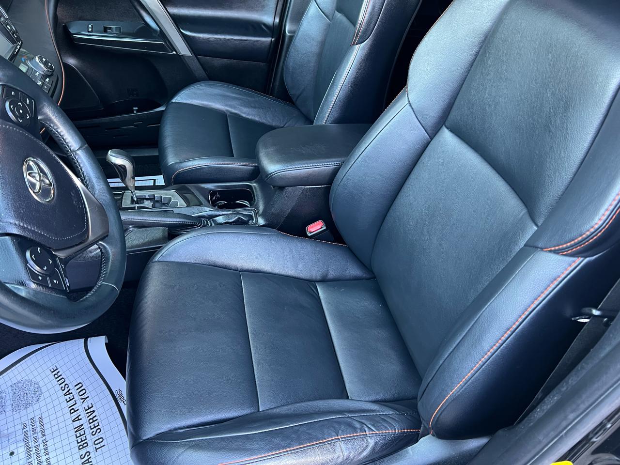 Toyota RAV4 AWD 4dr SE (Natl) 2016