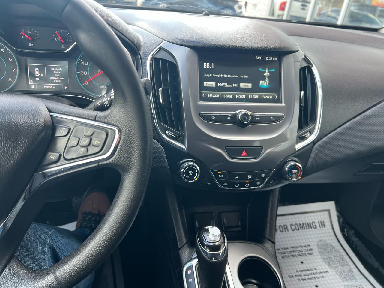 Chevrolet Cruze 4dr HB 1.4L LT w/1SD 2018