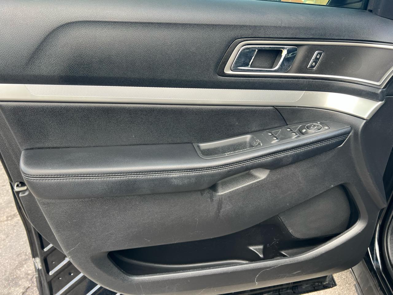 Ford Explorer FWD 4dr XLT 2016