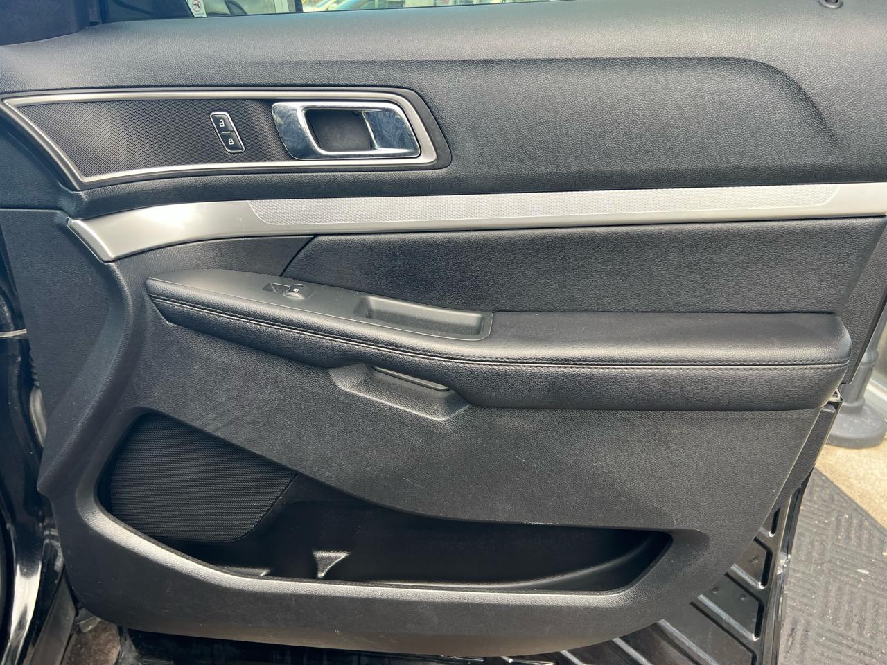 Ford Explorer FWD 4dr XLT 2016