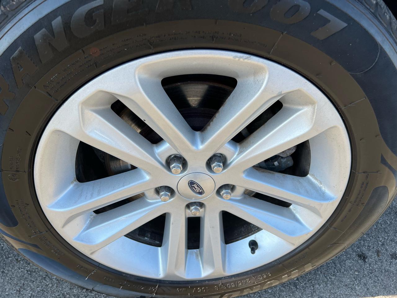 Ford Explorer 4WD 4dr XLT 2013