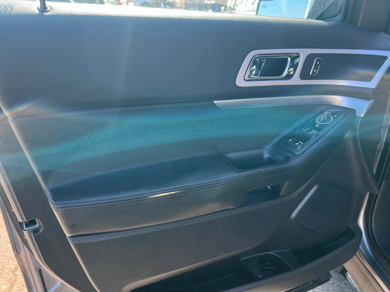 Ford Explorer 4WD 4dr XLT 2013