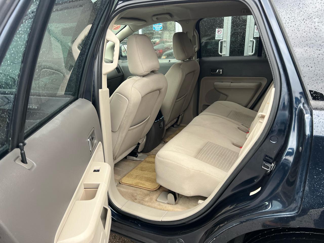 Ford Edge 4dr SE FWD 2010