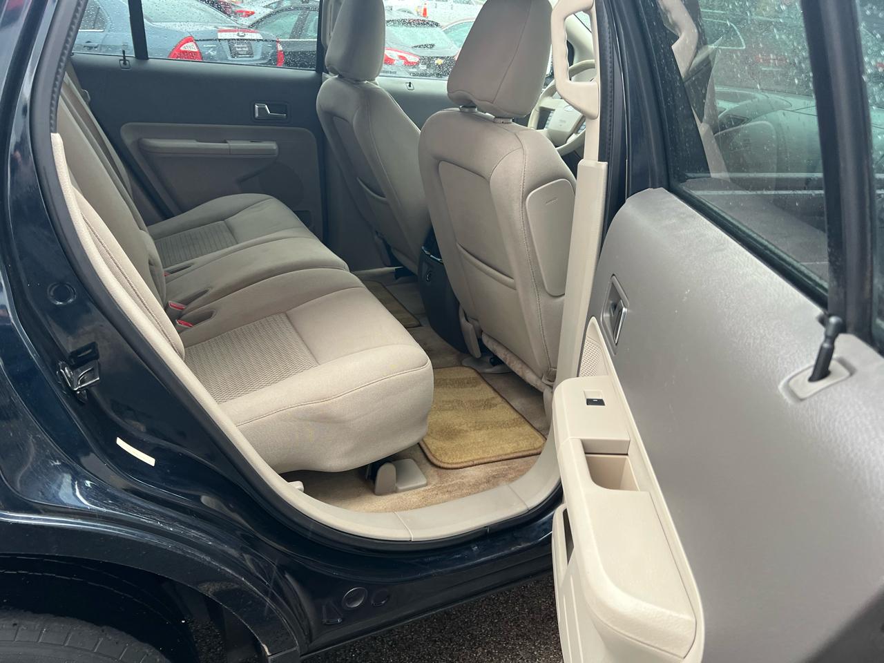 Ford Edge 4dr SE FWD 2010