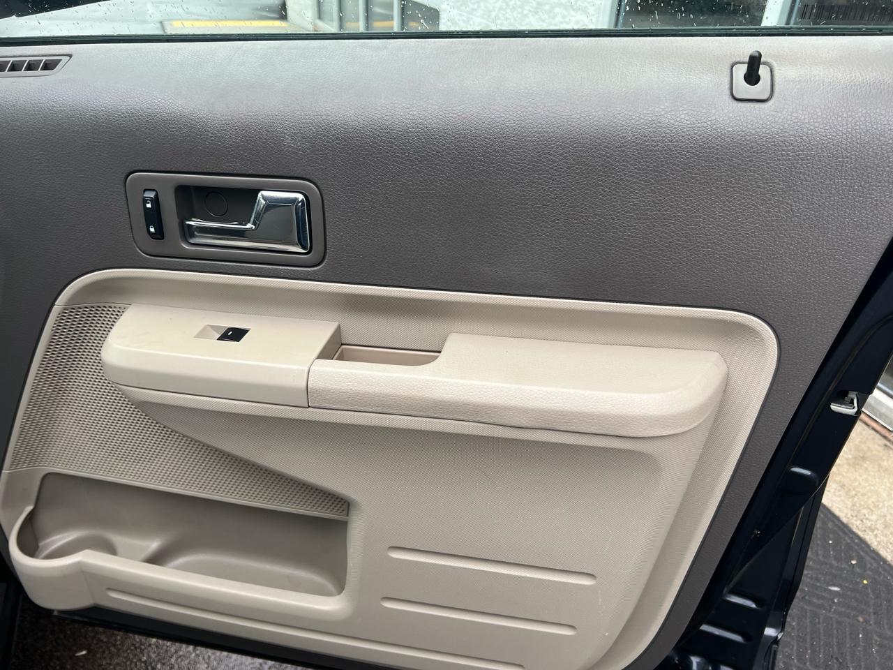 Ford Edge 4dr SE FWD 2010