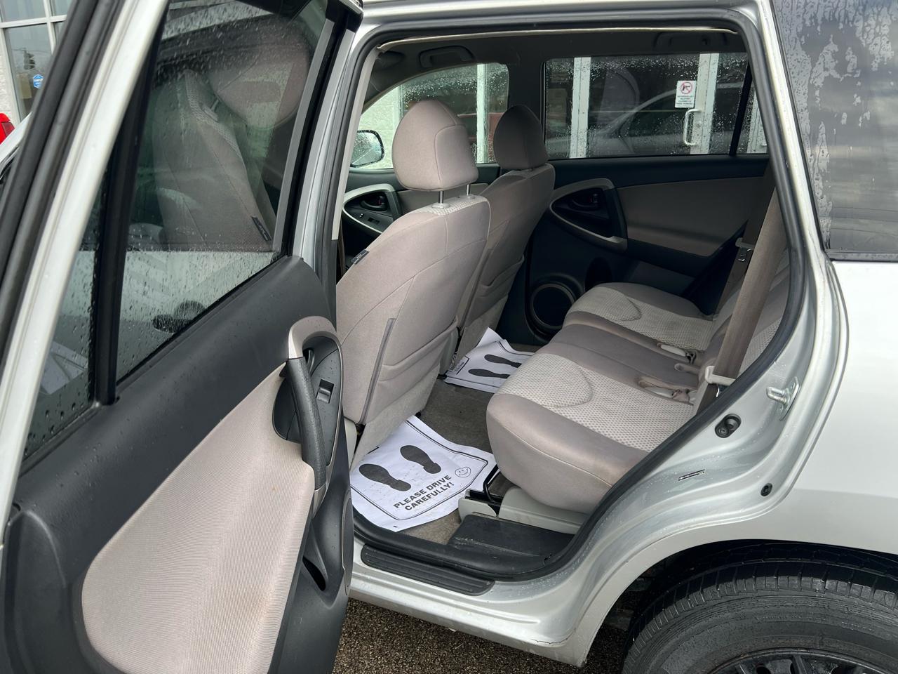 Toyota RAV4 4WD 4dr 4-cyl 4-Spd AT (Natl) 2008