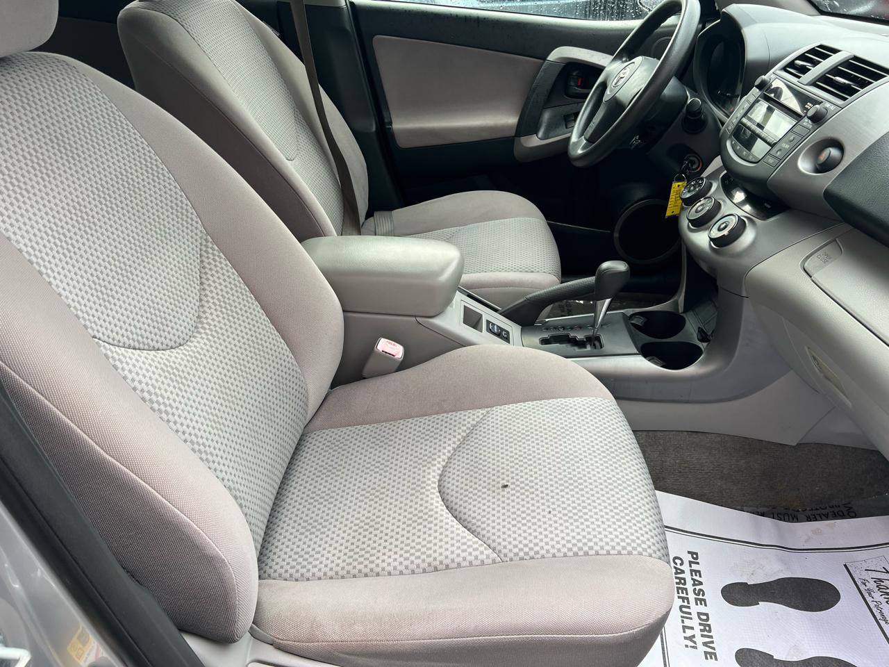 Toyota RAV4 4WD 4dr 4-cyl 4-Spd AT (Natl) 2008