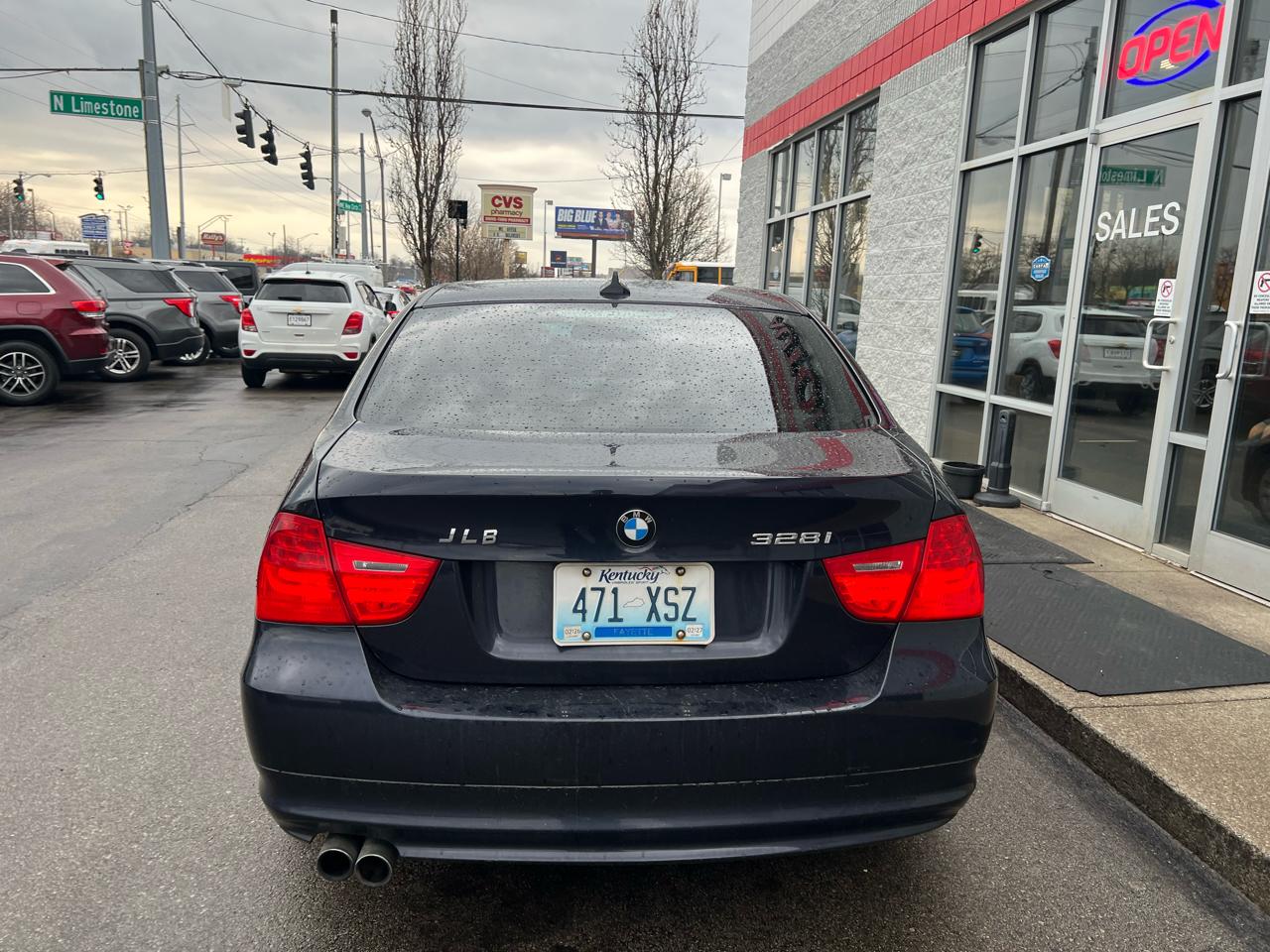 BMW 3 Series 4dr Sdn 328i xDrive AWD SULEV 2009