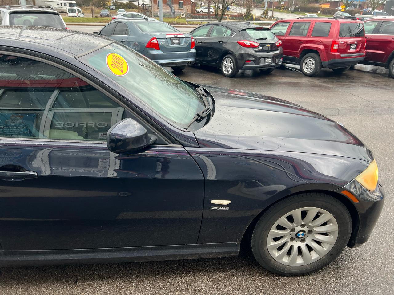 BMW 3 Series 4dr Sdn 328i xDrive AWD SULEV 2009