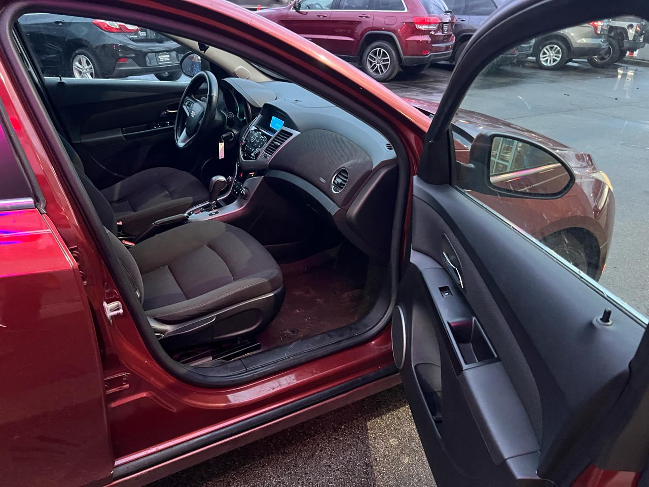 Chevrolet Cruze 4dr Sdn ECO 2012