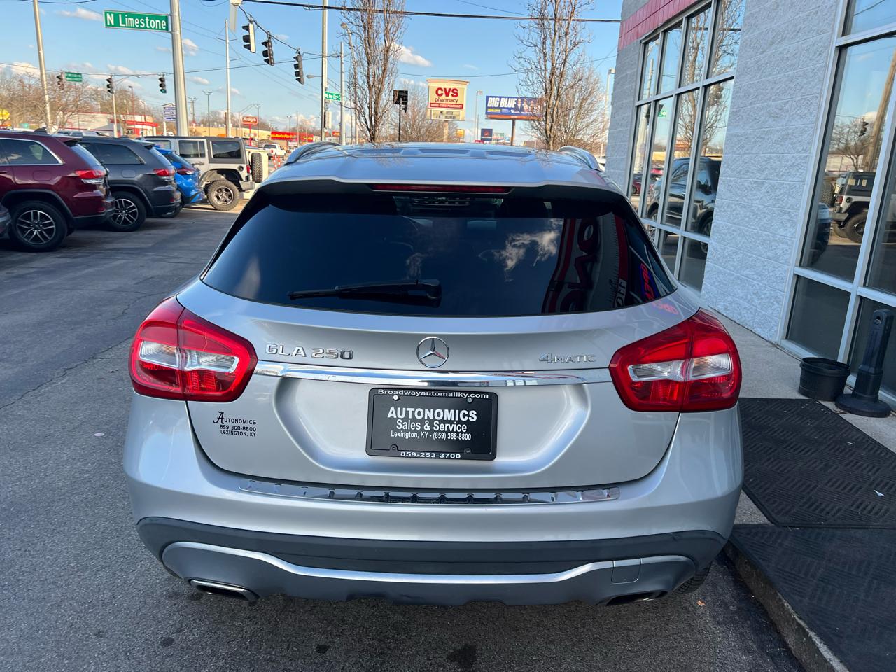 Mercedes-Benz GLA GLA 250 4MATIC SUV 2018