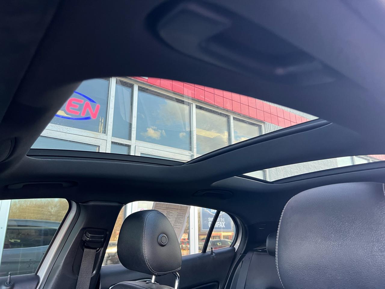 Mercedes-Benz GLA GLA 250 4MATIC SUV 2018