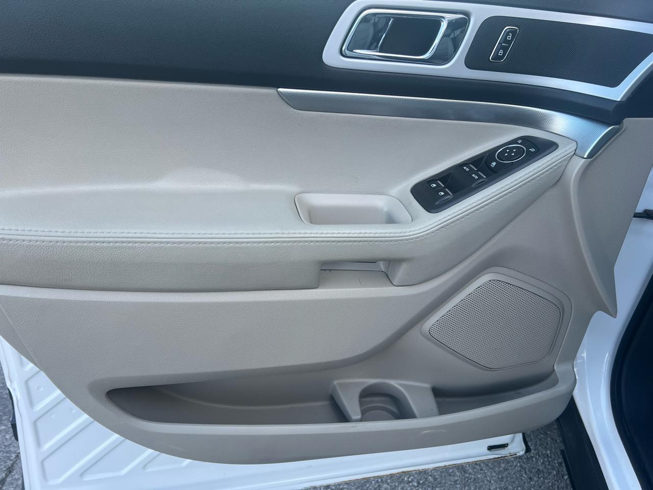 Ford Explorer 4WD 4dr XLT 2013