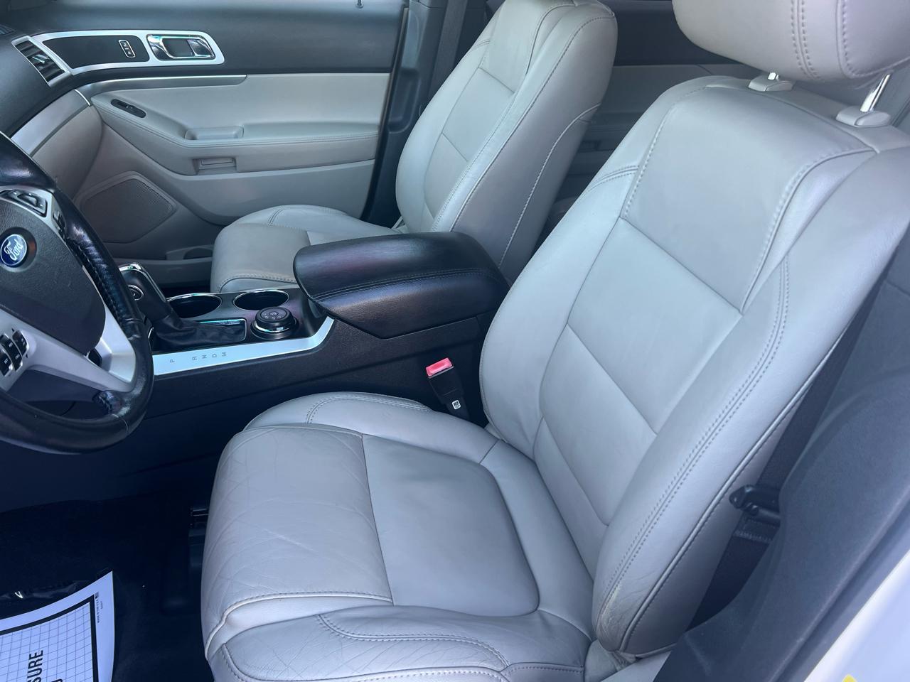 Ford Explorer 4WD 4dr XLT 2013