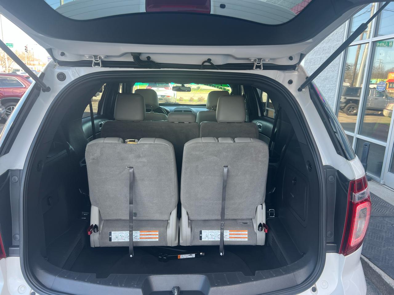 Ford Explorer 4WD 4dr XLT 2013