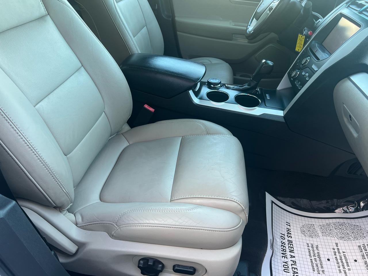 Ford Explorer 4WD 4dr XLT 2013