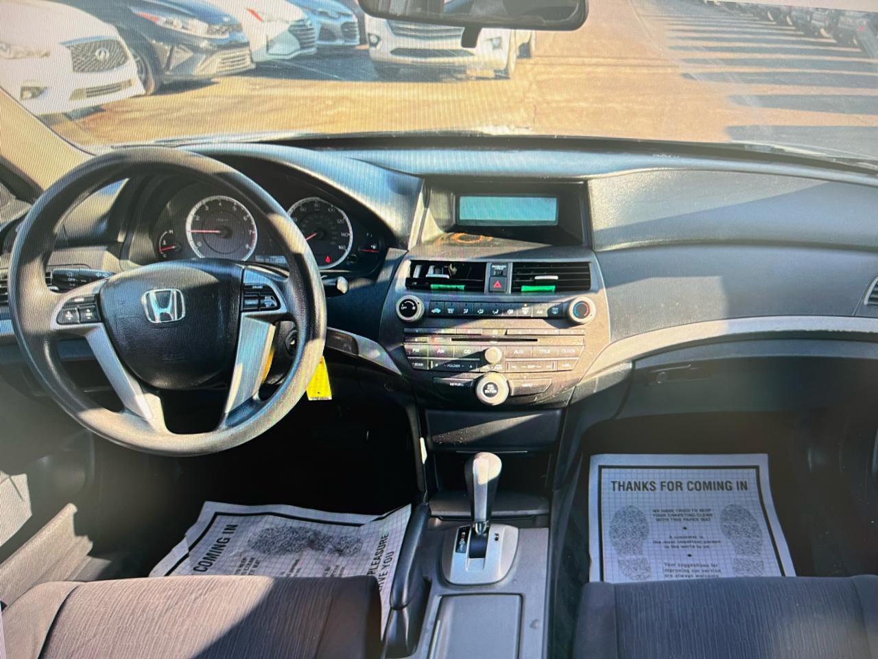 Honda Accord 4dr Sedan LX Auto 2012