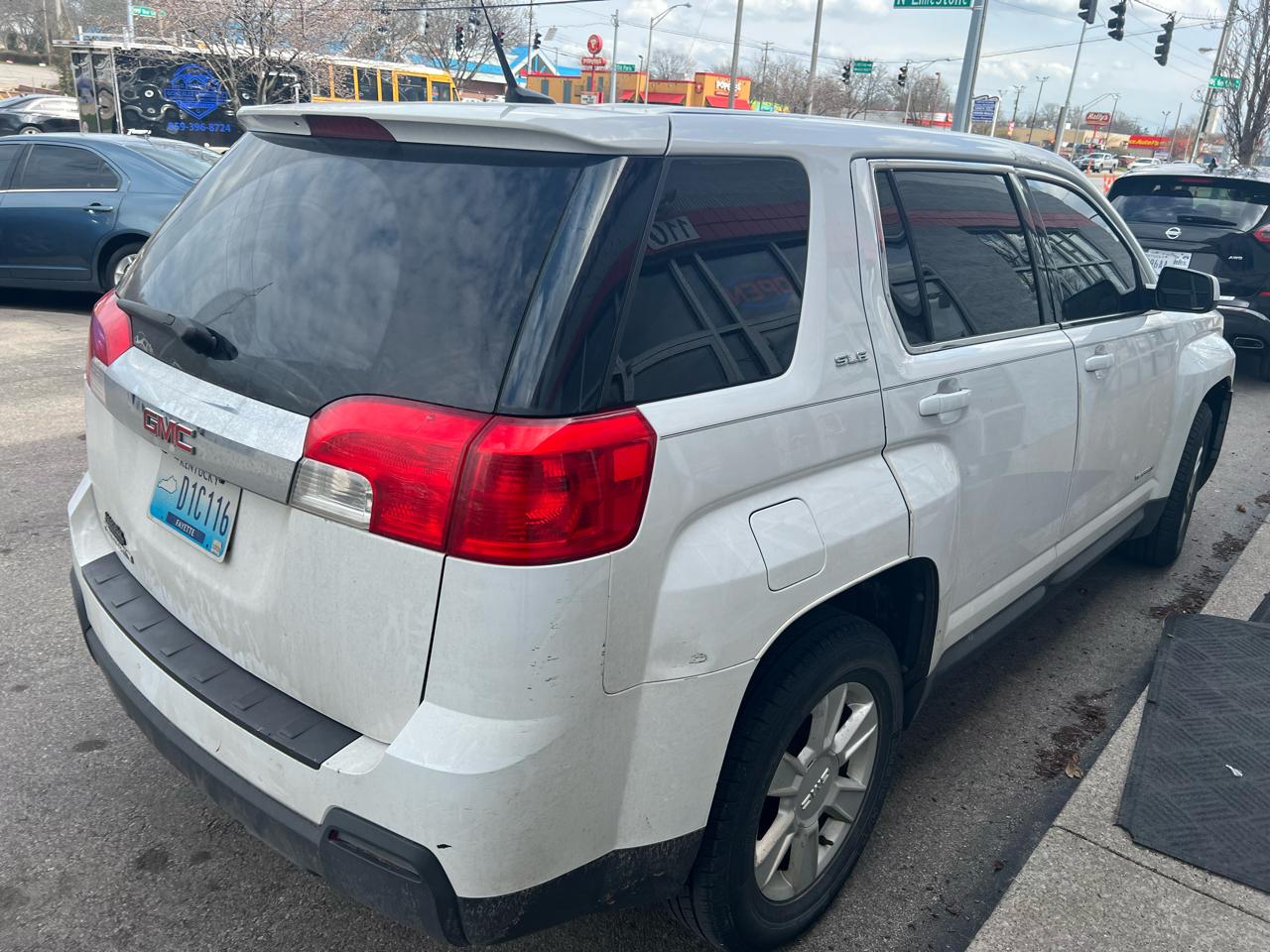 GMC Terrain FWD 4dr SLE-1 2011