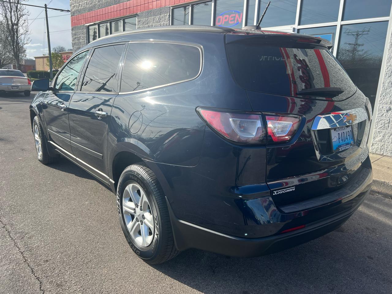 Chevrolet Traverse FWD 4dr LS w/1LS 2016