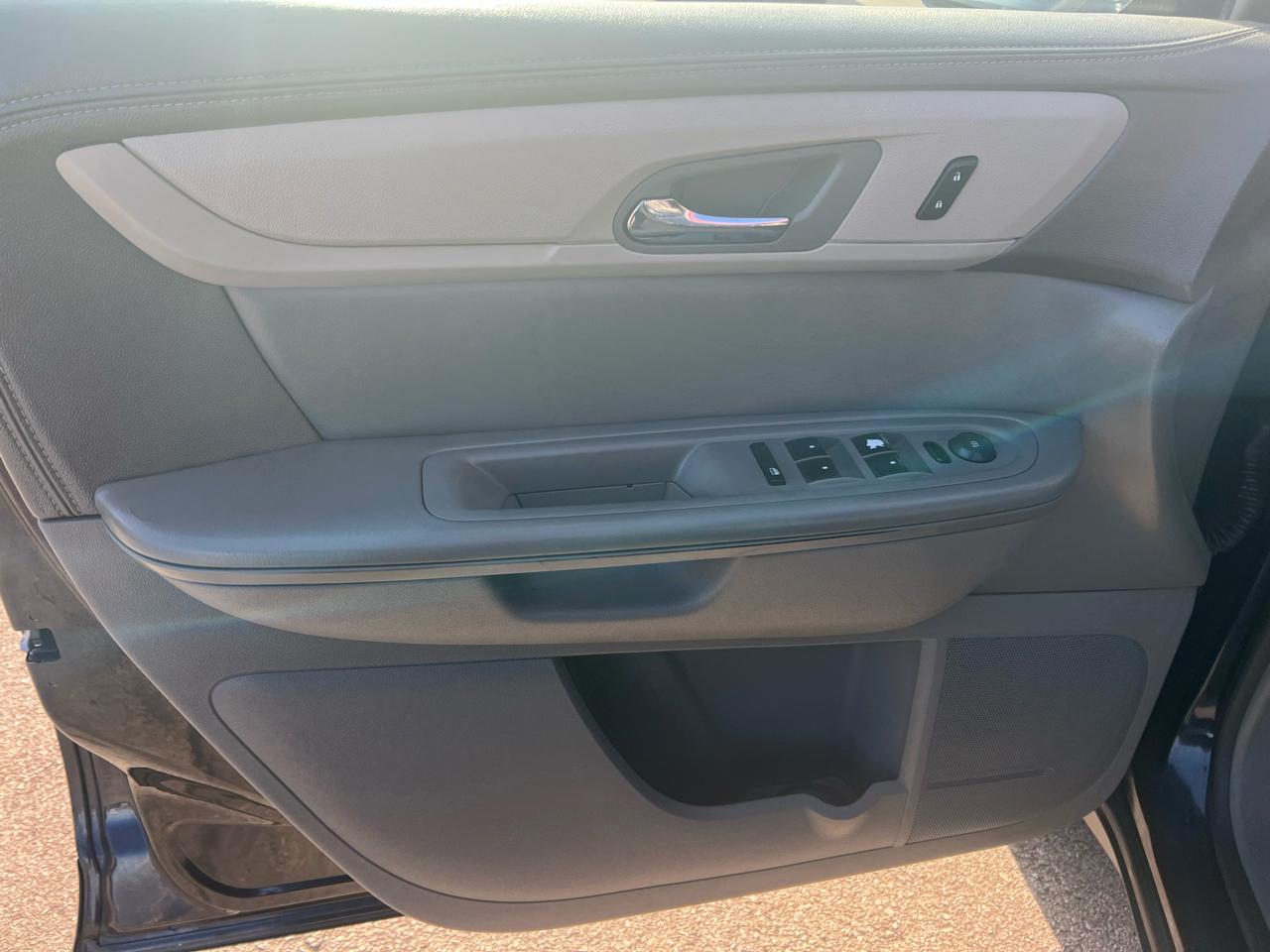 Chevrolet Traverse FWD 4dr LS w/1LS 2016