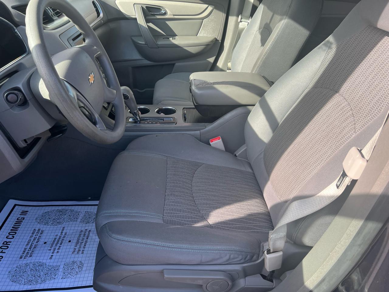 Chevrolet Traverse FWD 4dr LS w/1LS 2016