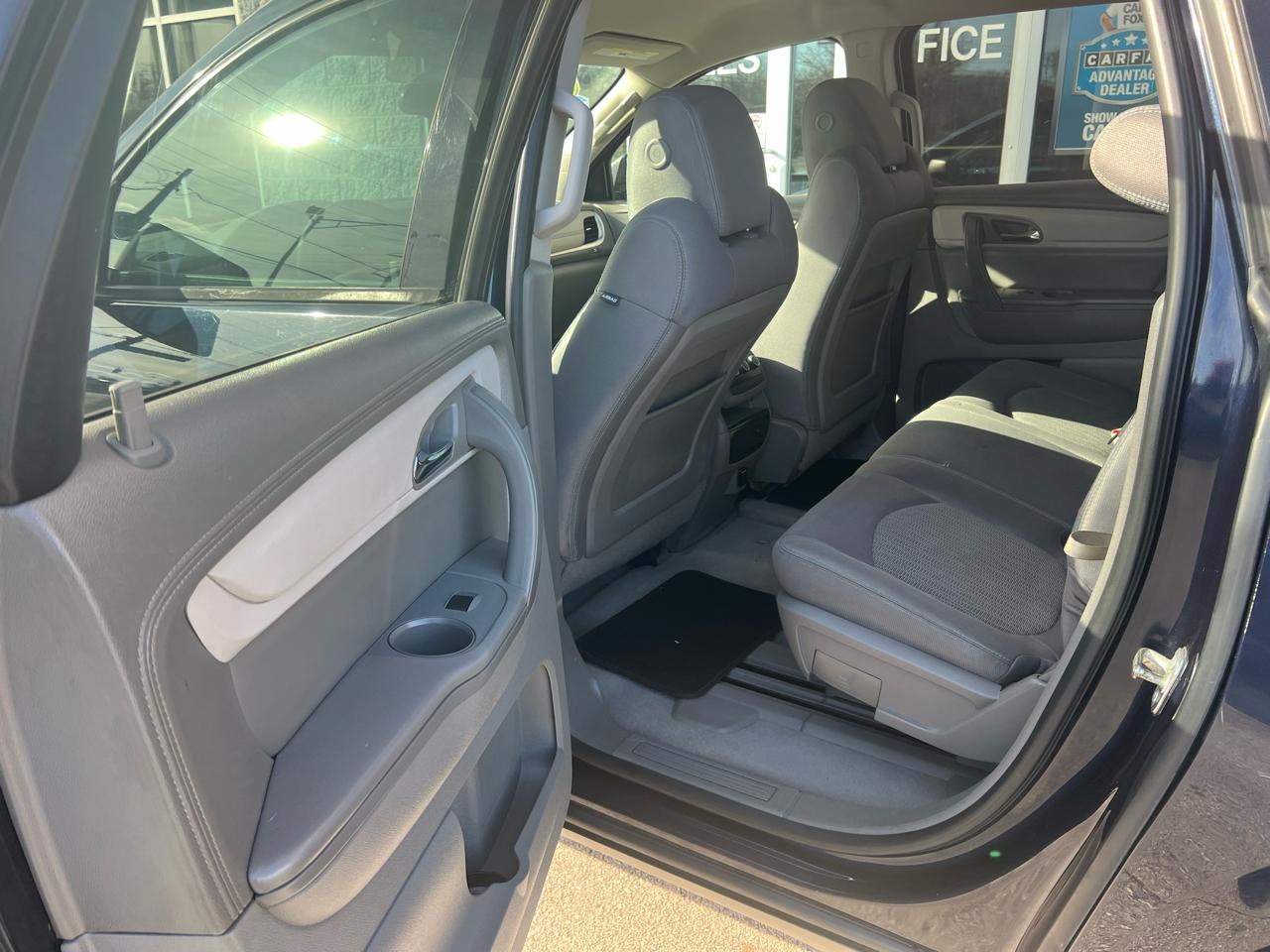 Chevrolet Traverse FWD 4dr LS w/1LS 2016