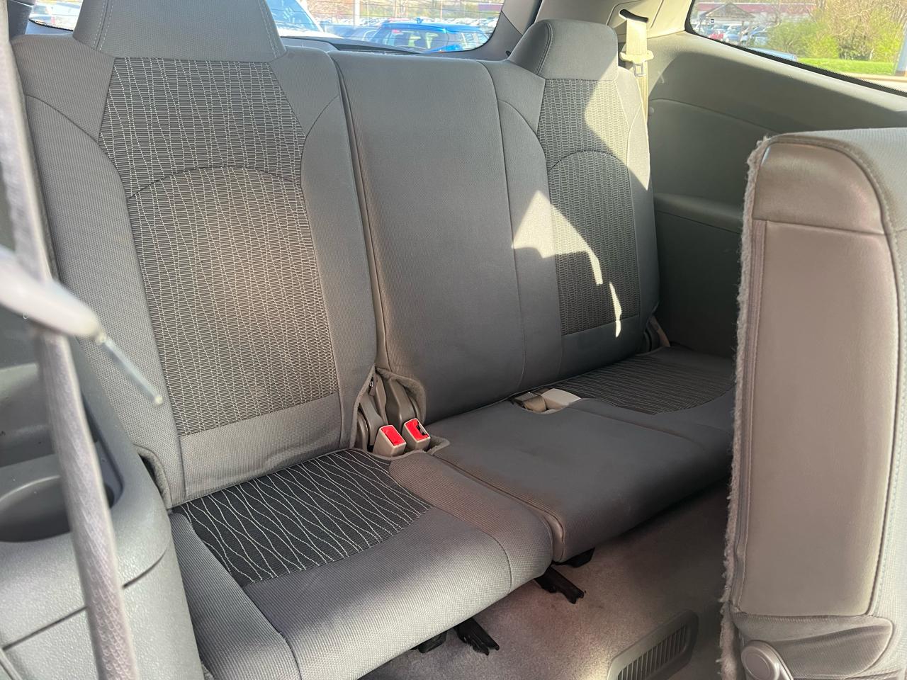 Chevrolet Traverse FWD 4dr LS w/1LS 2016