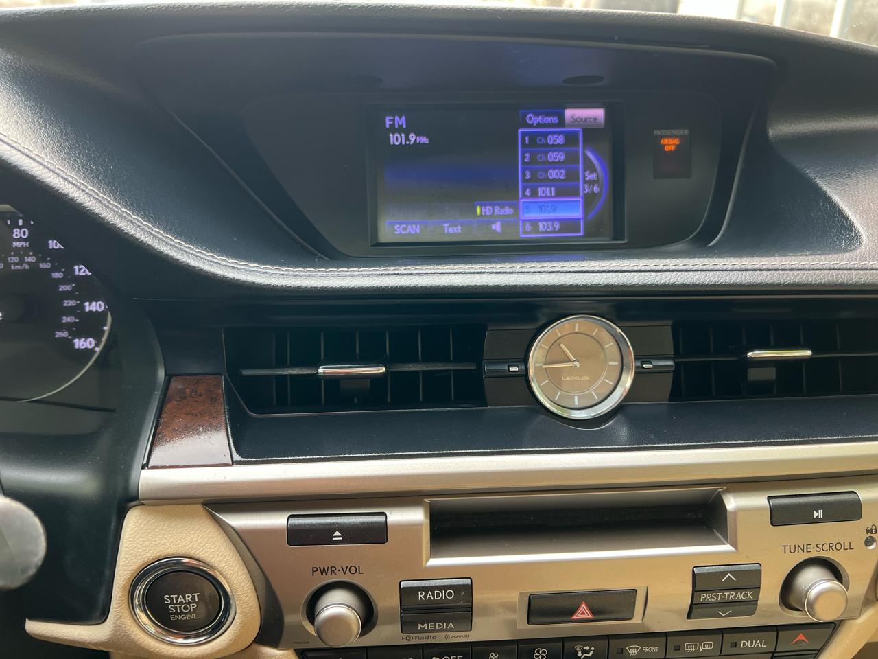 Lexus ES 350 4dr Sdn 2013