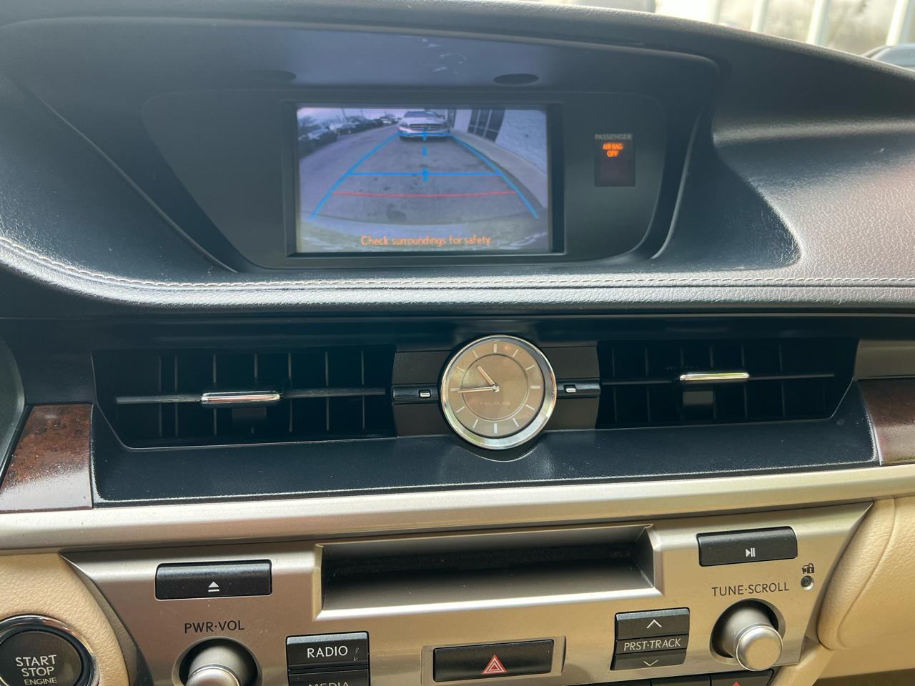 Lexus ES 350 4dr Sdn 2013