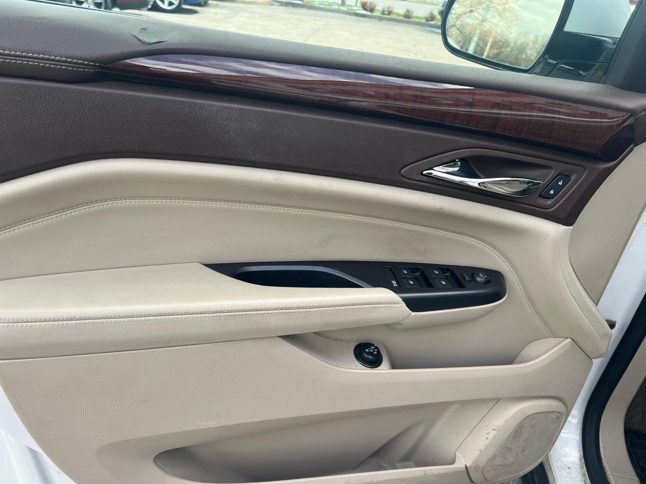 Cadillac SRX FWD 4dr Luxury Collection 2013