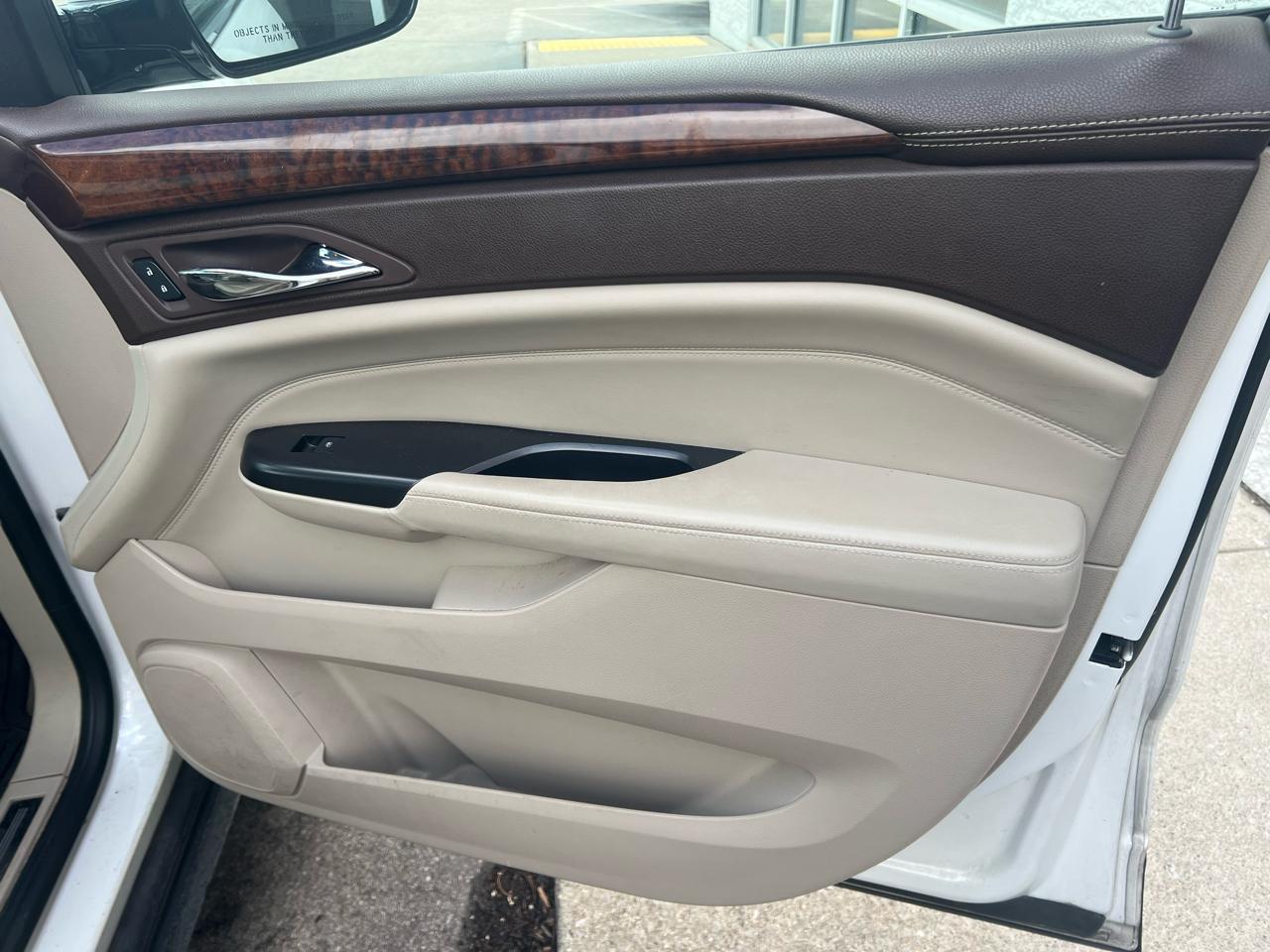 Cadillac SRX FWD 4dr Luxury Collection 2013