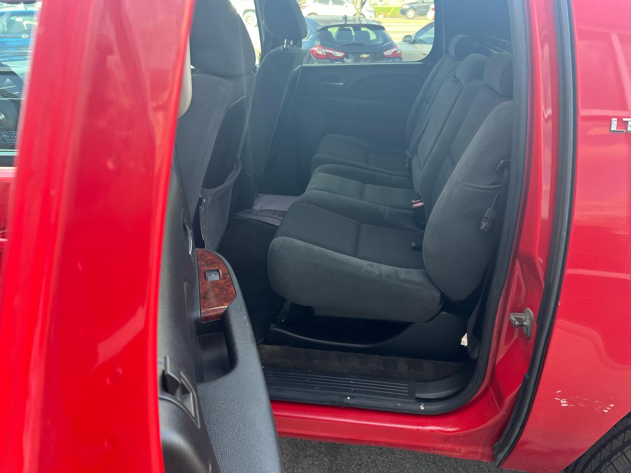 Chevrolet Avalanche 4WD Crew Cab 130" LT w/1LT 2009