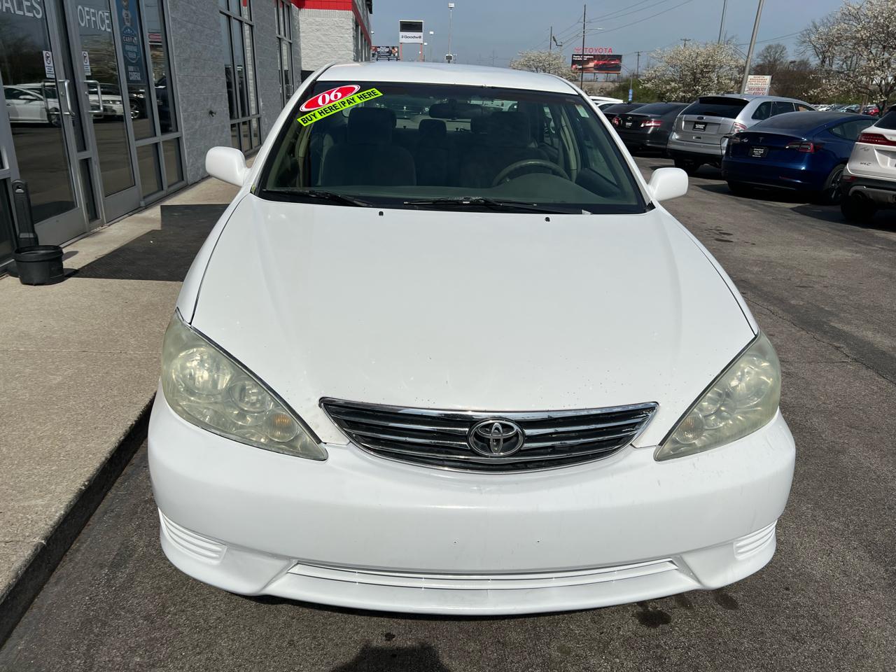 Toyota Camry 4dr Sdn XLE Auto (Natl) 2006