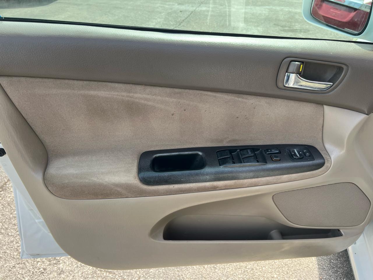 Toyota Camry 4dr Sdn XLE Auto (Natl) 2006