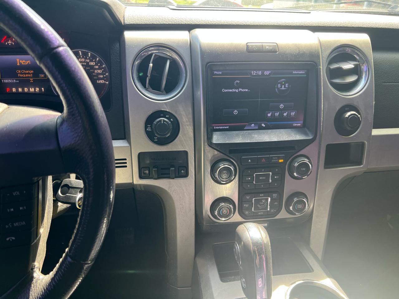 Ford F-150 4WD SuperCrew 145" Platinum 2013