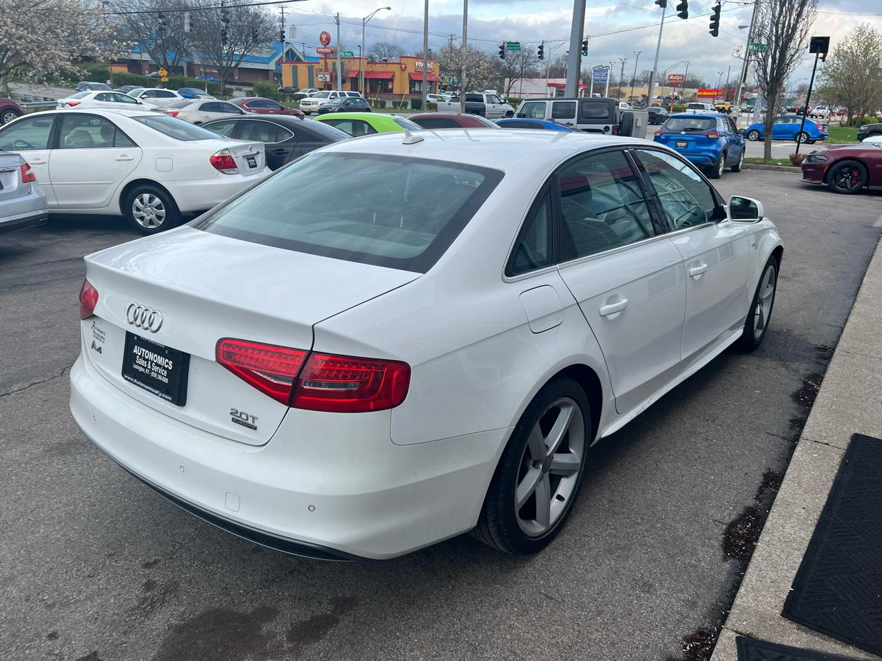 Audi A4 4dr Sdn Auto quattro 2.0T Premium Plus 2015