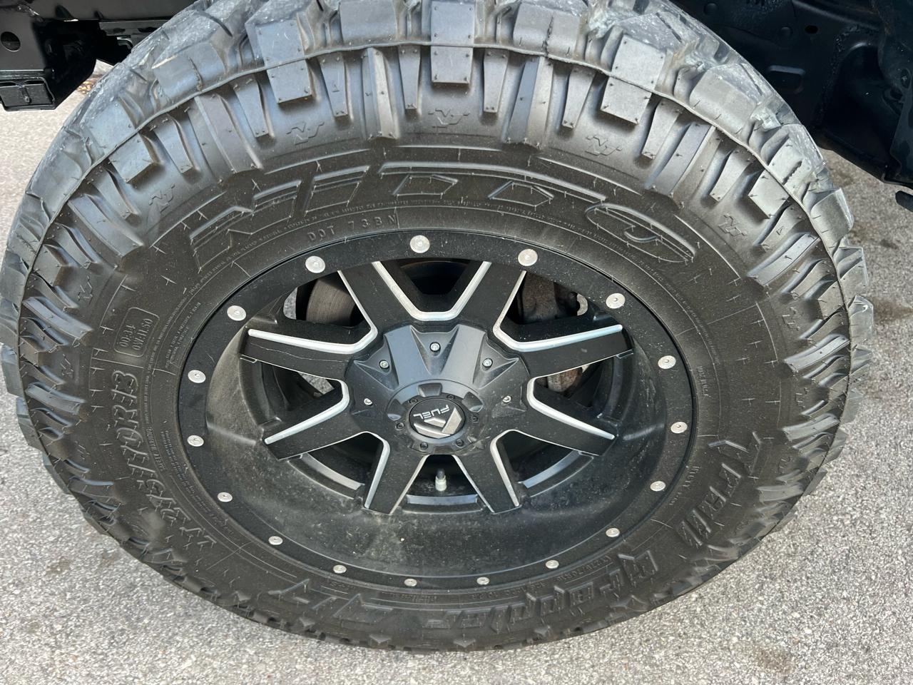 Toyota Tacoma 4WD Double Cab V6 MT (Natl) 2013