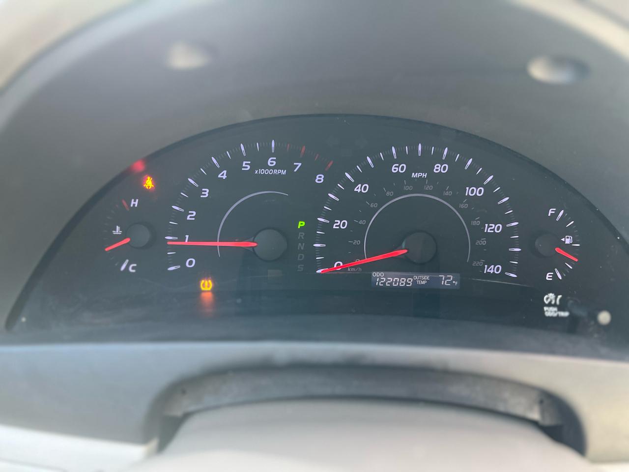 Toyota Camry 4dr Sdn I4 Man (Natl) 2010