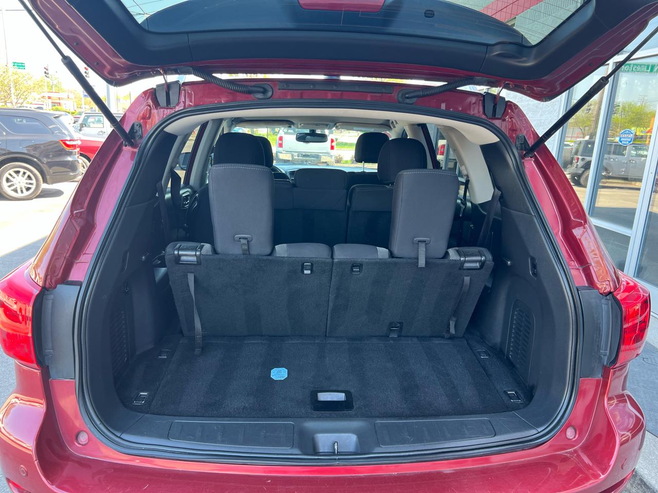 Nissan Pathfinder 4x4 SV 2017