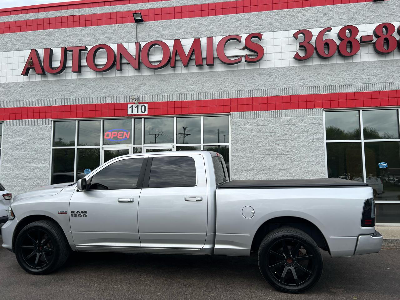 RAM 1500 4WD Crew Cab 149" Sport 2016