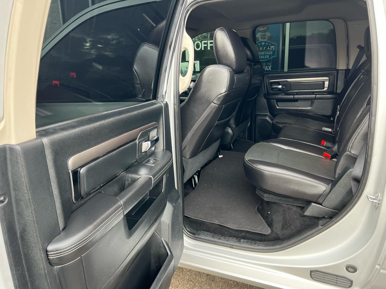 RAM 1500 4WD Crew Cab 149" Sport 2016